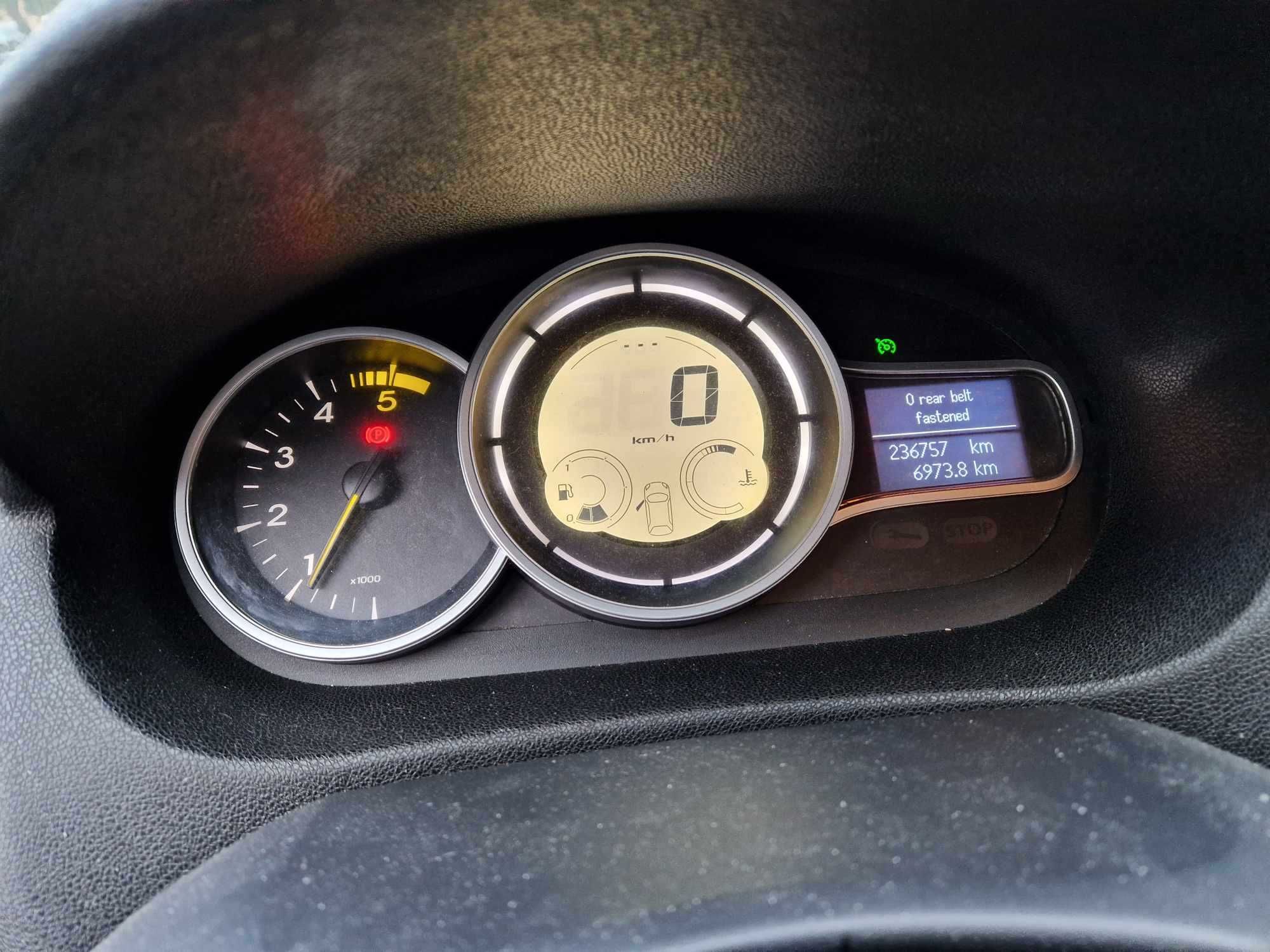 Renault Megane 3 , proprietar de 14 ani