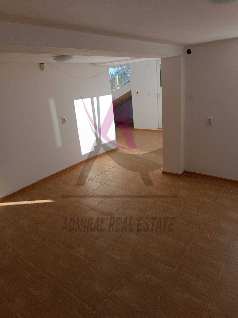 Продава се Къща в с. Николаевка, Област Варна - 188 кв.м за 665 €/кв.м - Снимка #2