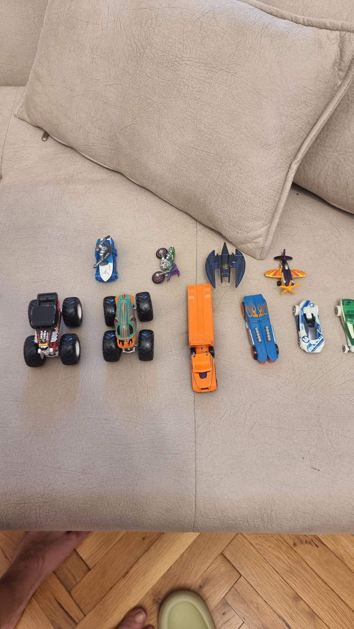 Hot Wheels колекция колички