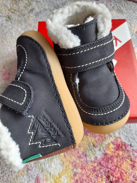 Ghetute kickers 20 noi