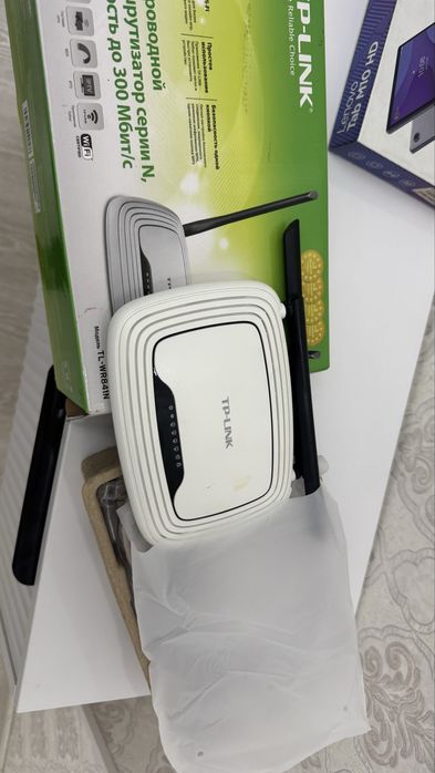 Роутер TP-Link жақсы жағдайда. Каробкасымен