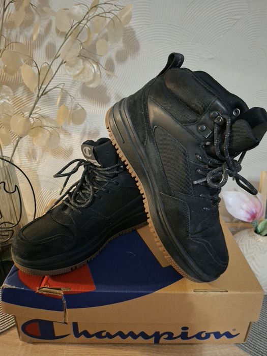 Зимни боти Champion