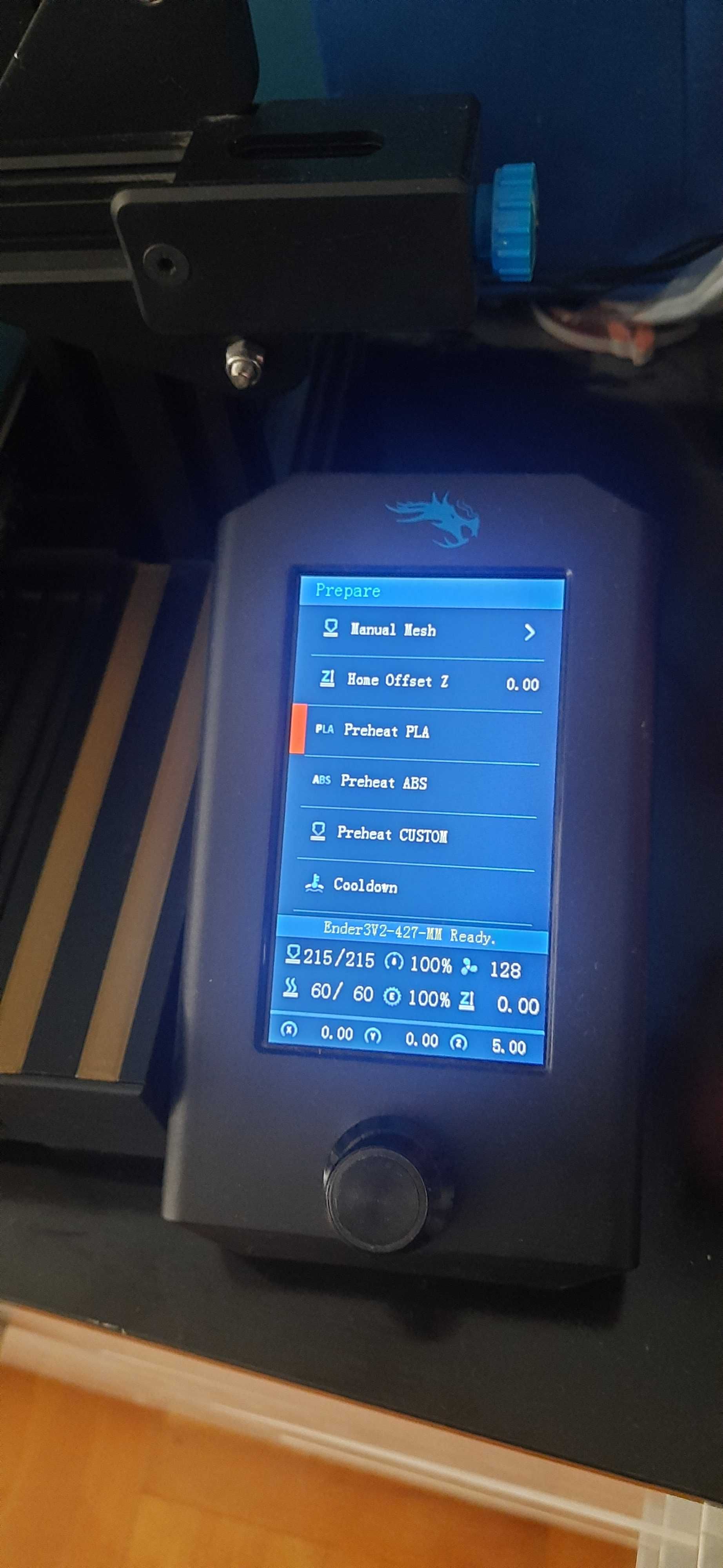 Продавам 3D принтер Creality Ender3 V2
