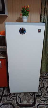 Холодильник Зил сотилади