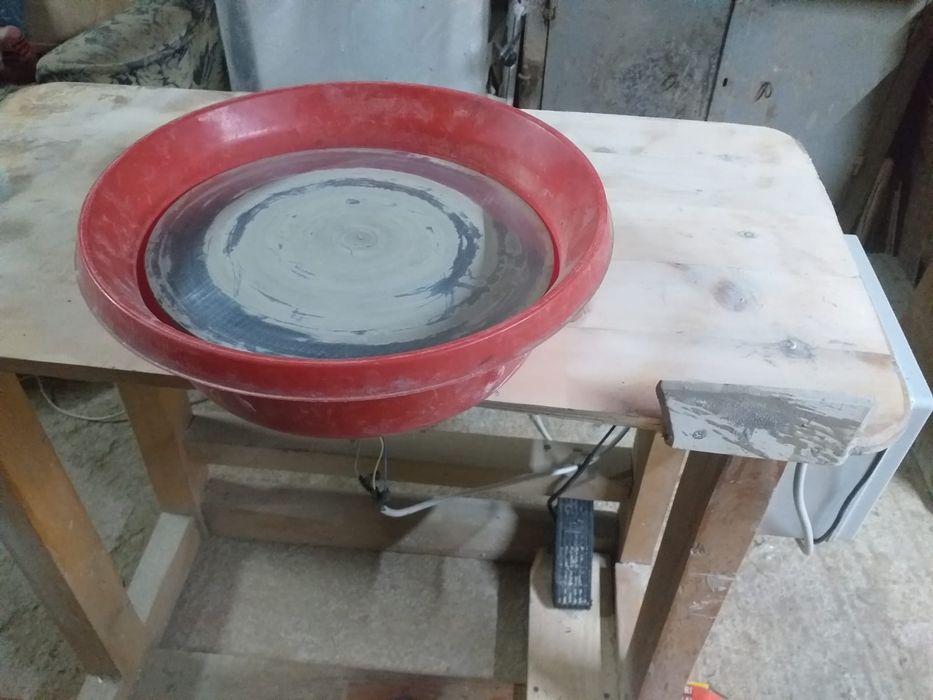 Roată de olărit NOU.