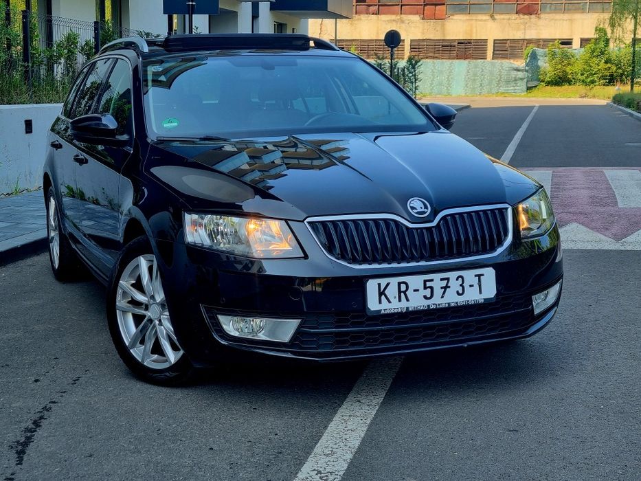 Skoda 1.6TDI Panoramic ,scaune încălzite RATE SAU CASH