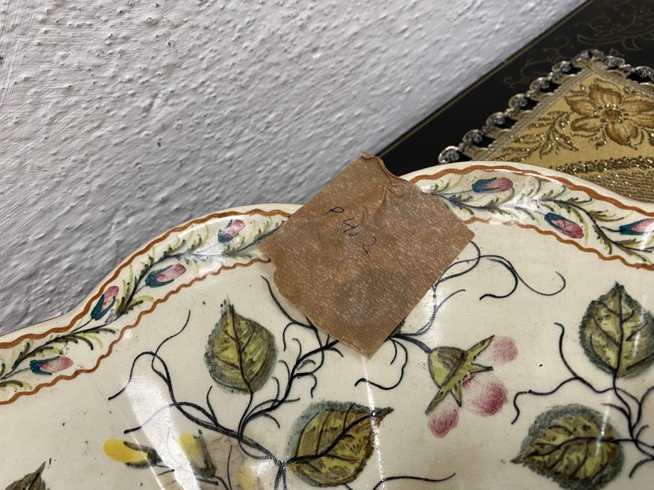 Старо италианско пано за стена от порцелан