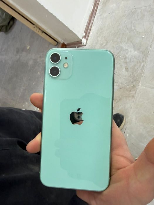 Продам айфон 11 128гб