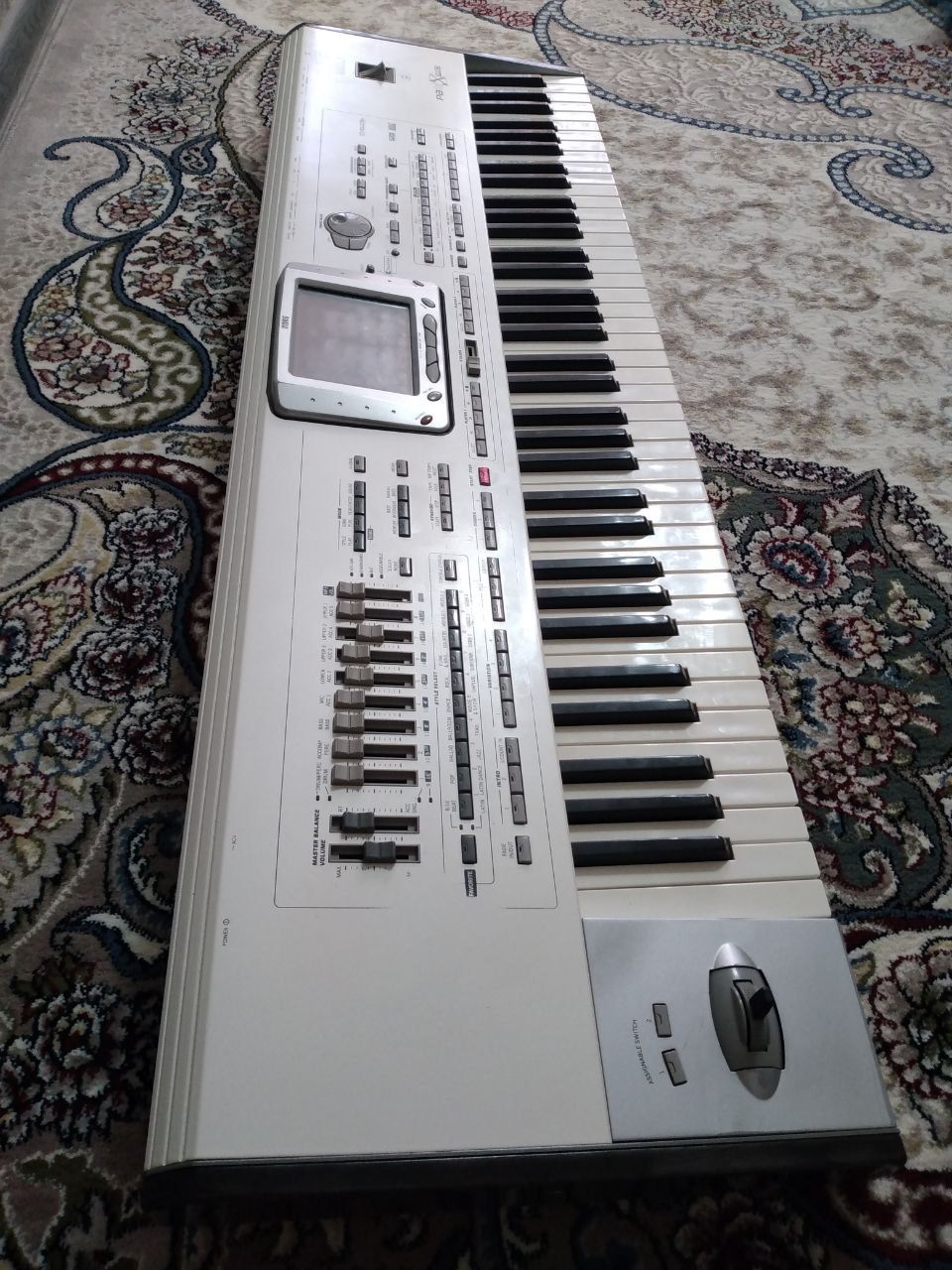 Korg pa2 sotiladi xolati yaxshi