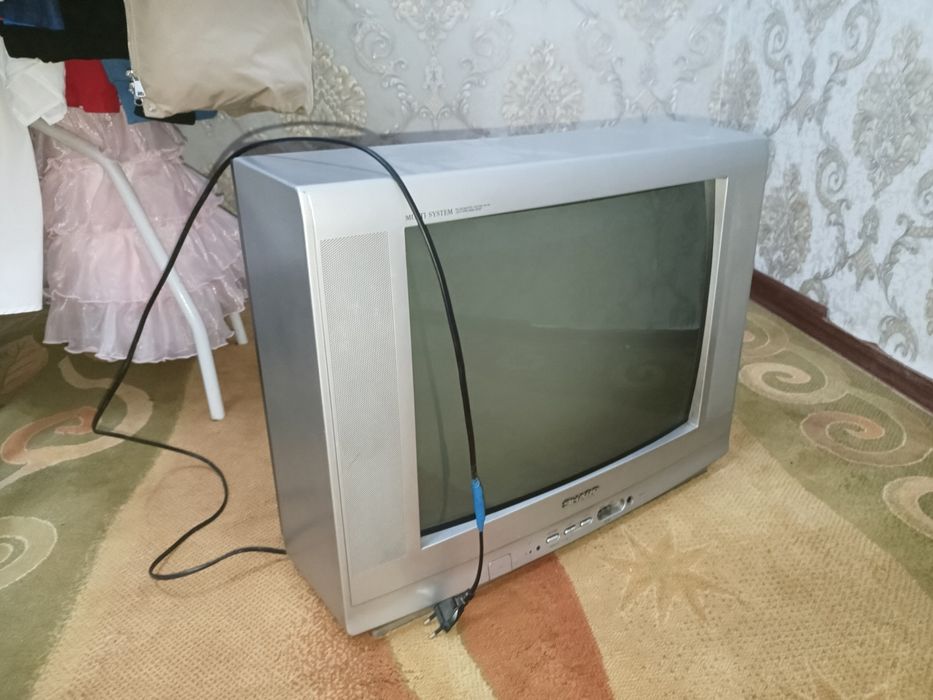 Продам телевизор