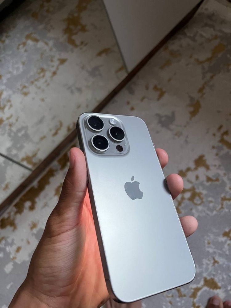 Iphone 15 pro 100%