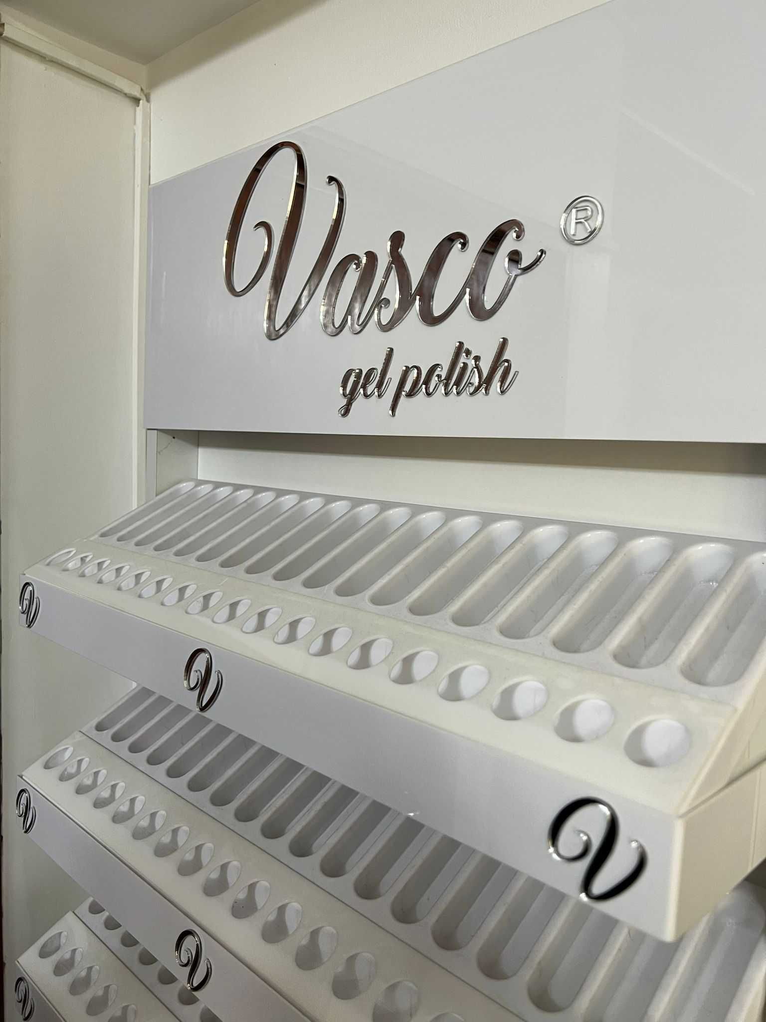 Stand display pentru oja oje VASCO gel polish aproape nou