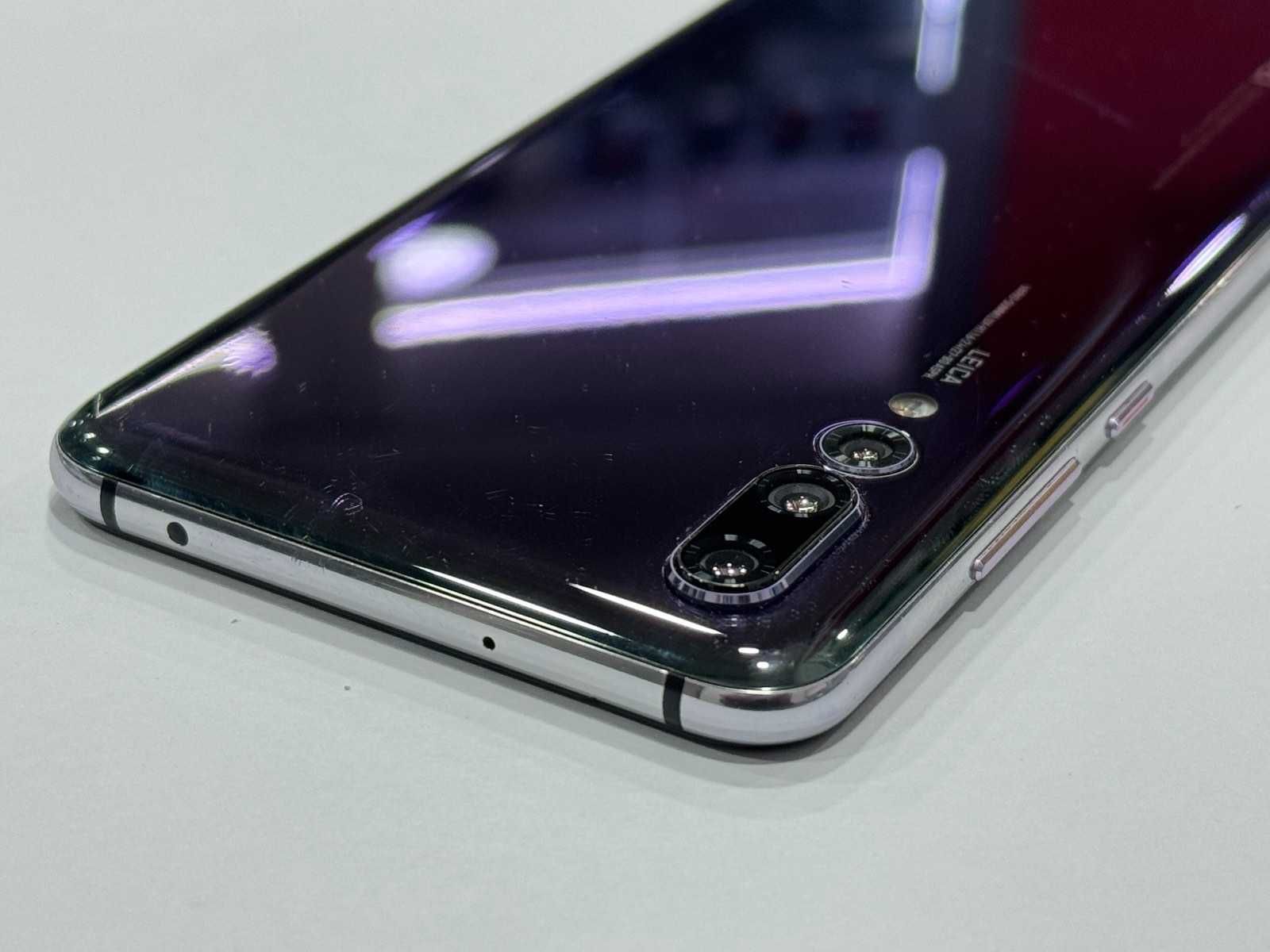 Телефон - Huawei P20 Pro