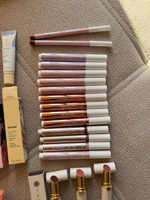 НОВО балсами и маски за устни Tarte, Laneige, Tatcha, Glossier