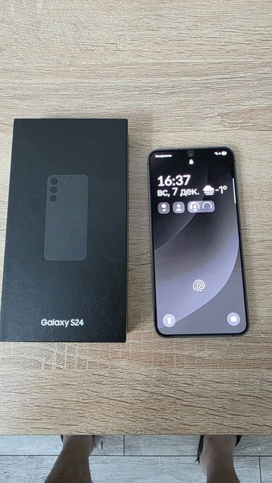 Samsung Galaxy S24 8/128