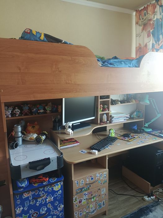 Продается кровать-чердак