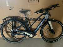 Vand/Schimb City Bike Electric model 2023 TREK Echipare SHIMANO