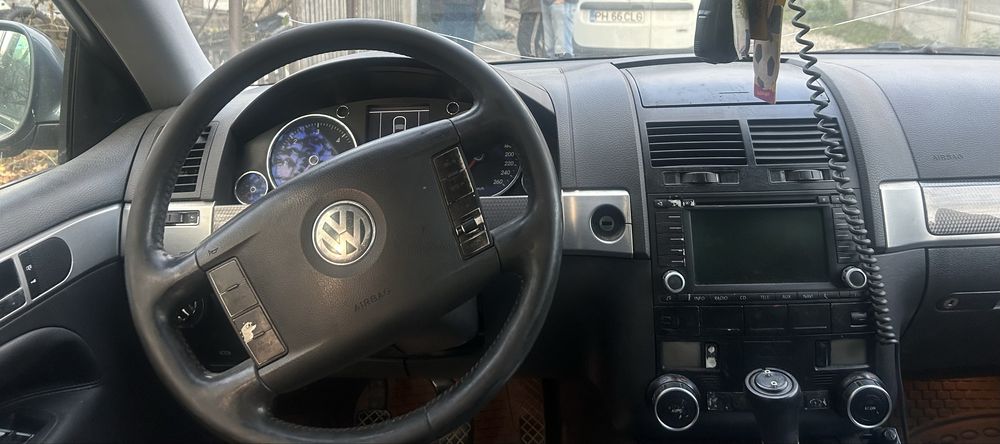 Vând Touareg 2.5 Tdi
