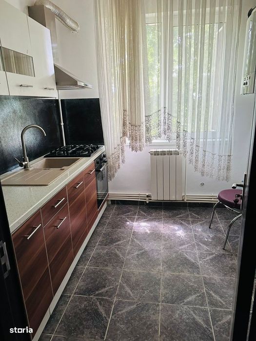 Apartament 3 camere Centru