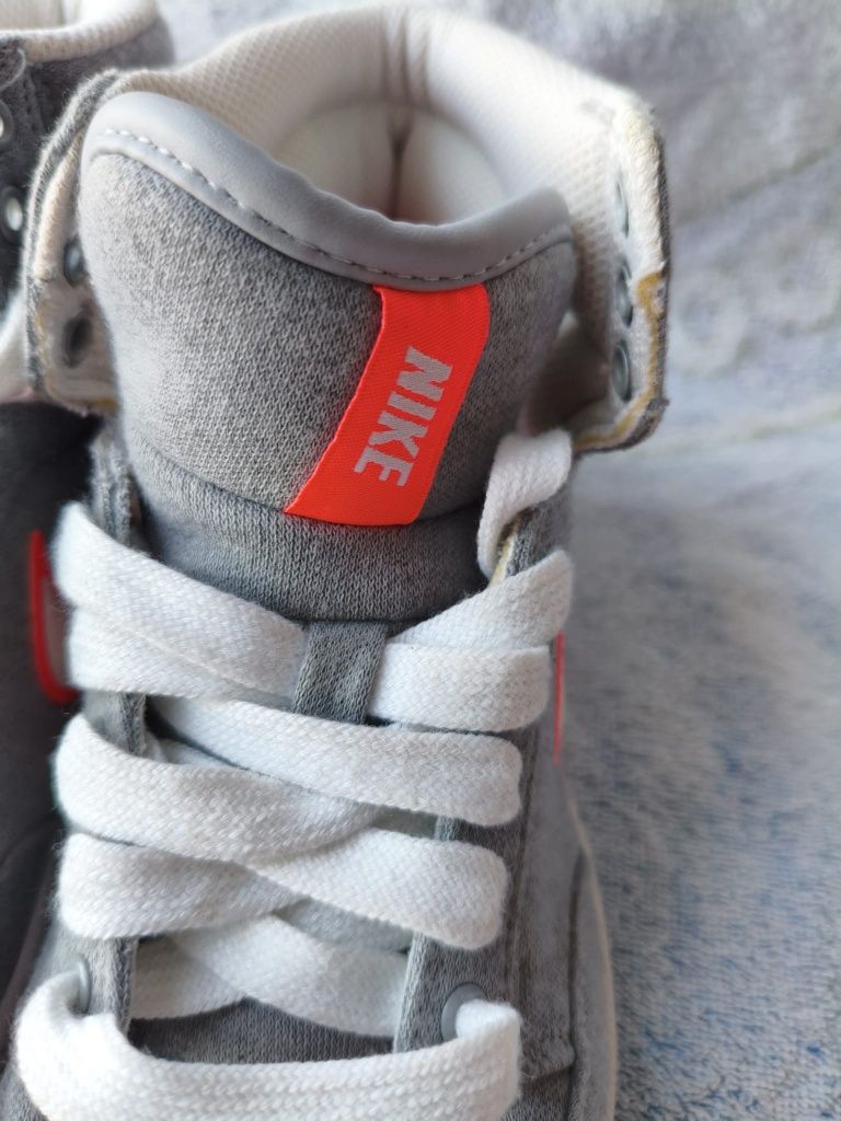 Papuci Nike mărimea 38.5