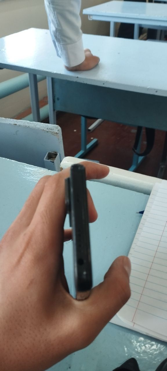 Redmi not 11 s aybi ekran almashgan