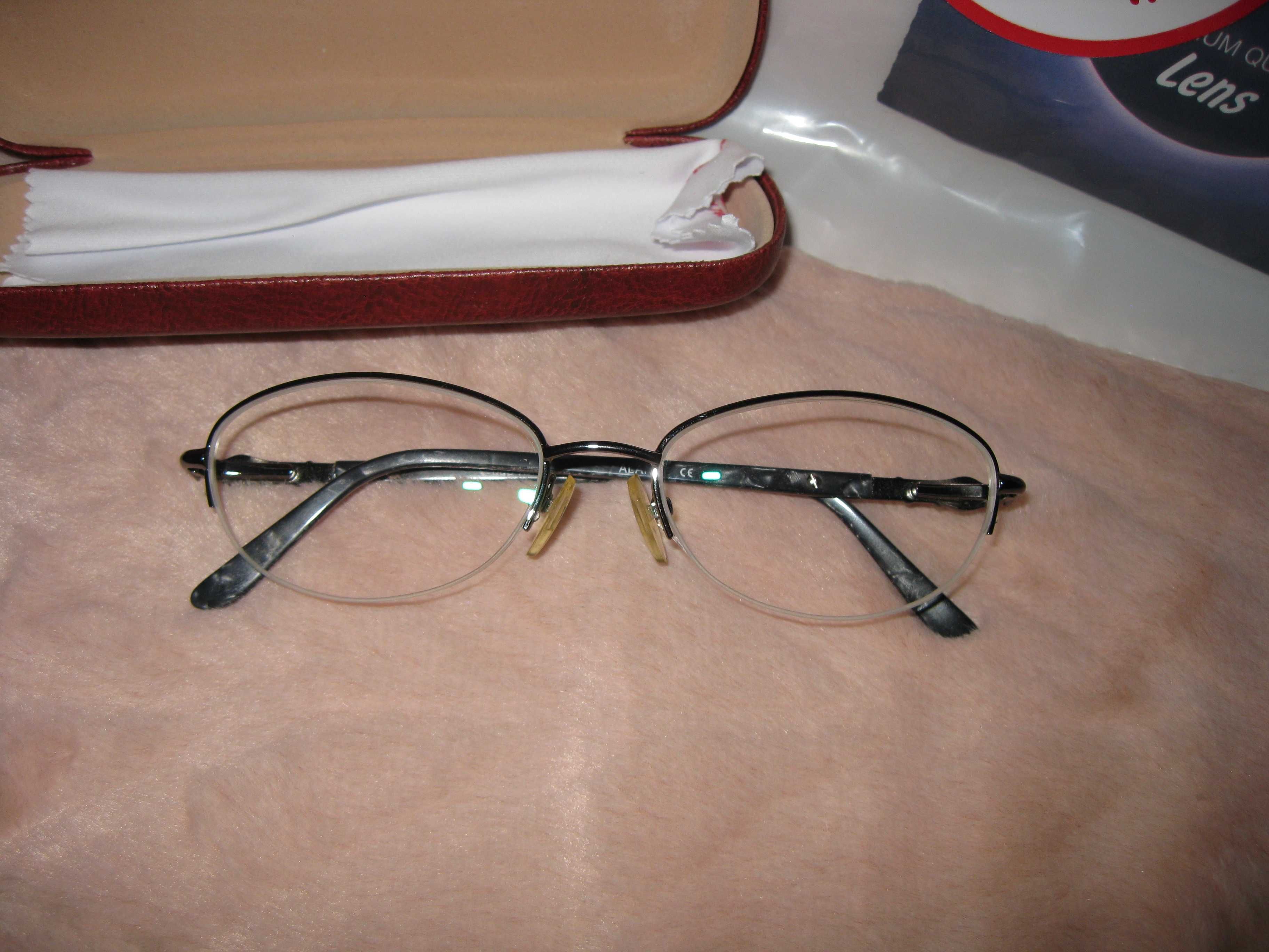 очила за късогледство-2,5 диоптъра