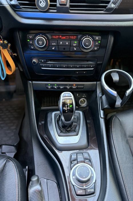 BMW x1 XDrive Intretinut