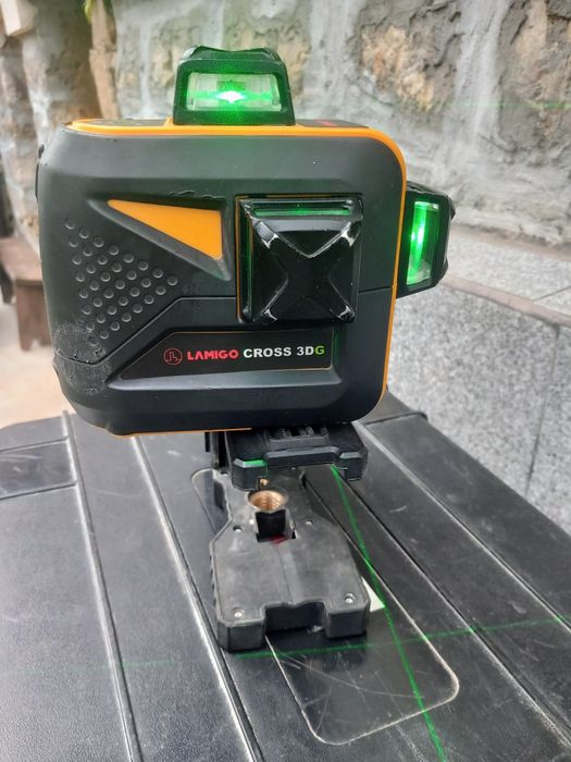 Лазерен нивелир LAMIGO CROSS 3DG