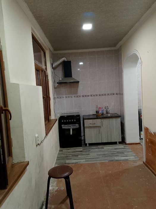 3 хонали 4этаж квартира сотилади угловой  38 900$ Шербуддин