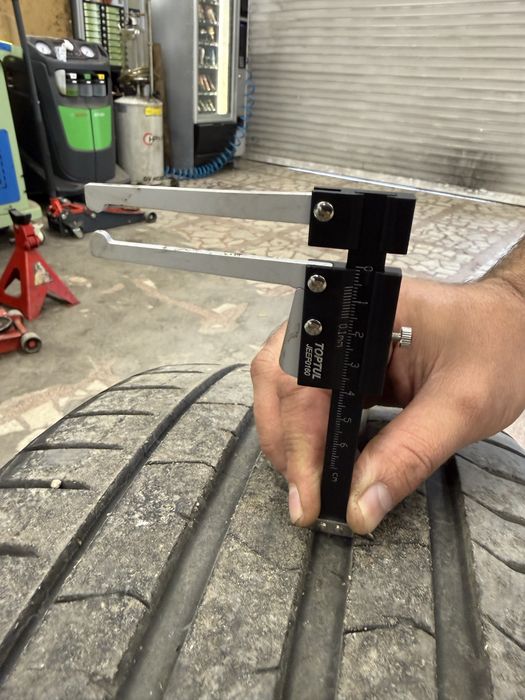 Пирели Летни Гуми 315/35/21 и 275/40/21