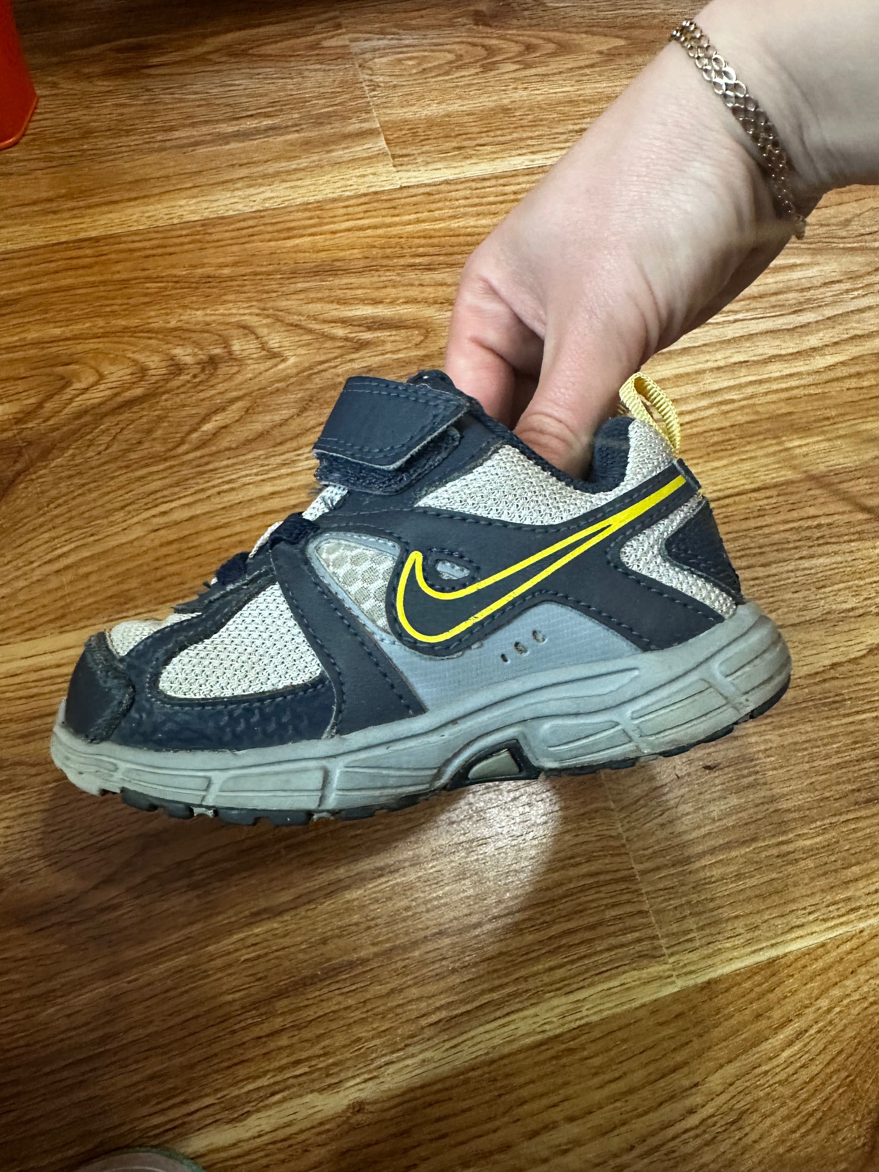 Детски маратонки Nike