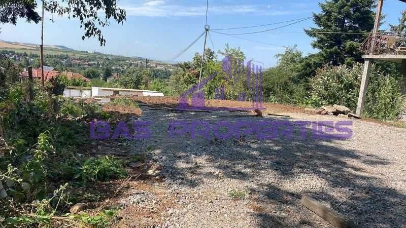 Парцел в София-с.Иваняне площ 450