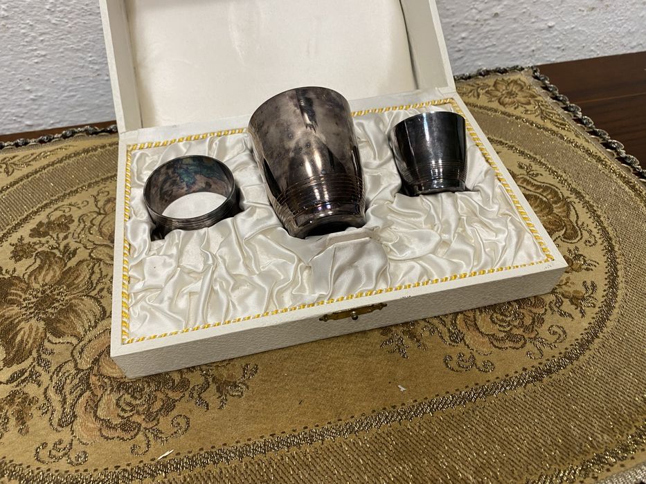 Английски кухненски сет с посребряване