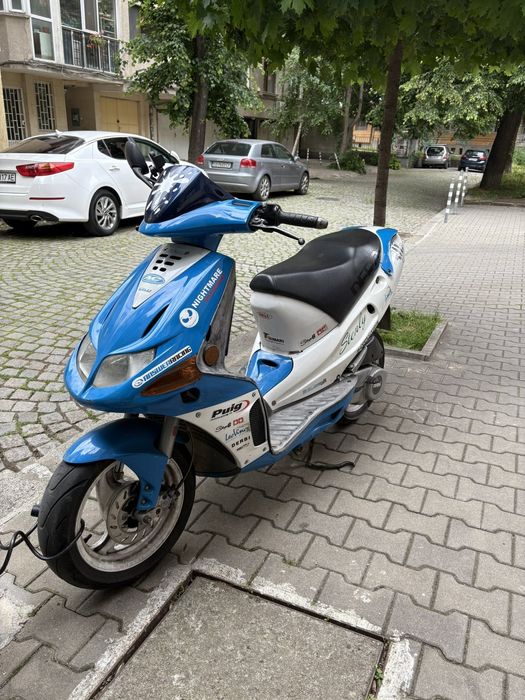Скутер 50 кубика, Derbi Predator, 50 кубика, 2003, Въздушно охлаждане