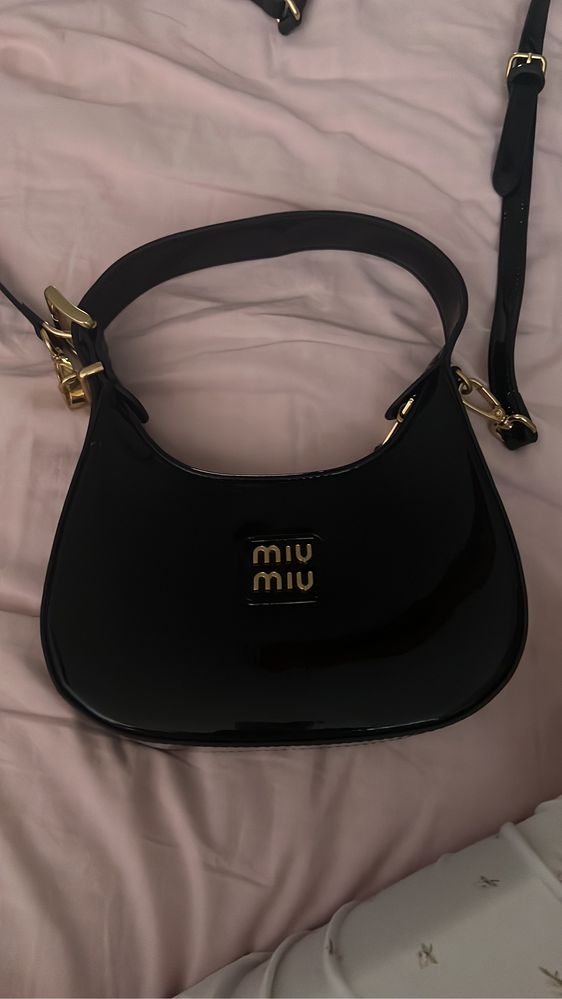 Сумка Miu miu кожа
