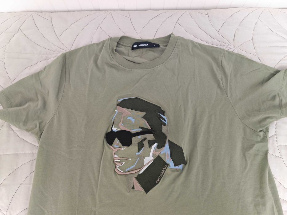 Мъжка тениска Karl Lagerfeld, в отлично състояние.