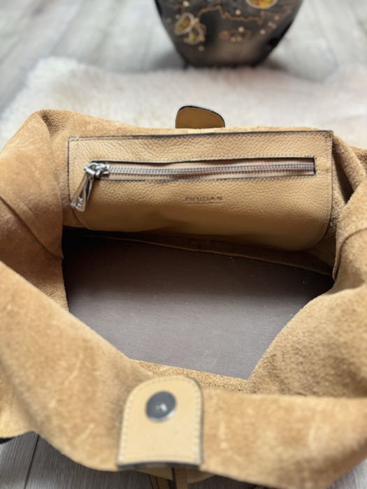 Бежова чанта от естествена кожа