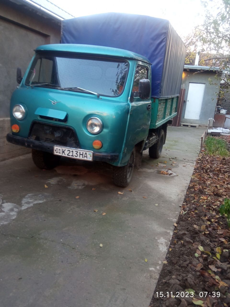 Uaz 3303 sotiladi hamma marxini kelishamiz