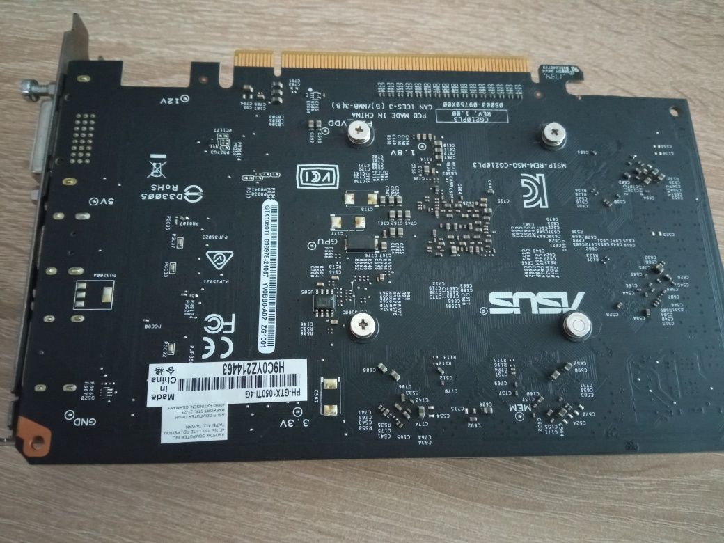Видео карта ASUS Phoenix GeForce® GTX 1050 Ti, 4GB GDDR5, 128-bit