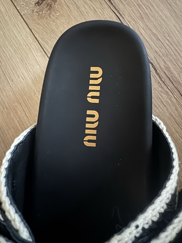 Miu Miu sandals - сандали