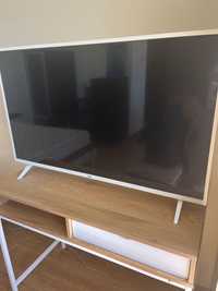 Продавам Smart TV , LG 43”
