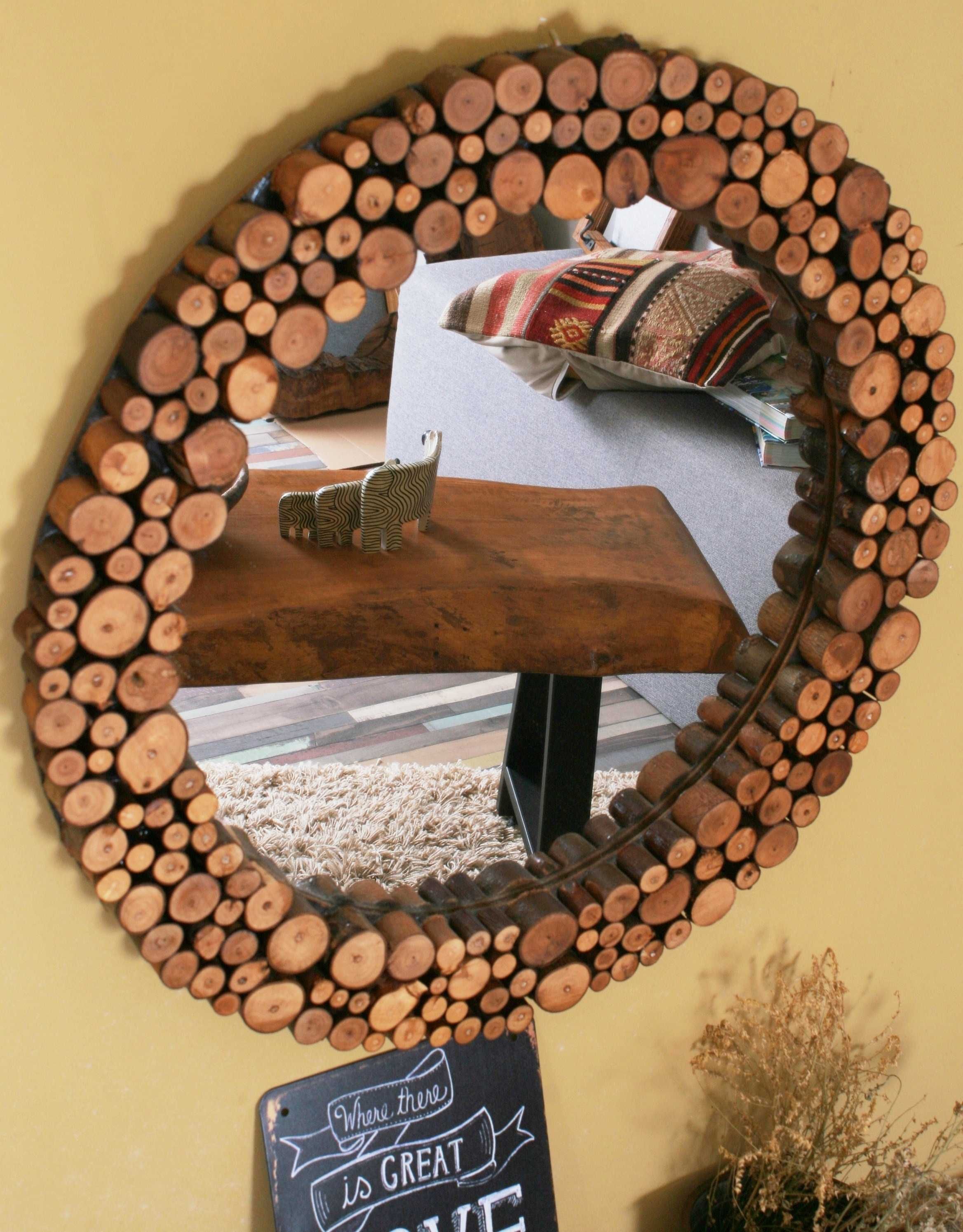 ОГЛЕДАЛО  от дървена рамка с жив вътрешен и външен ръб