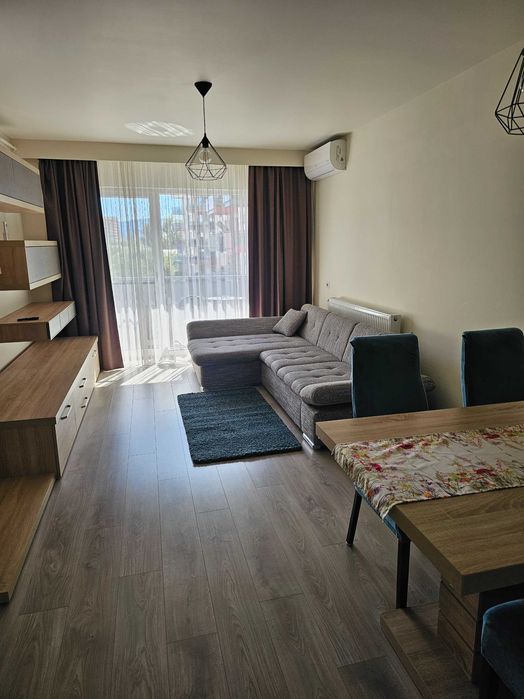 Chirie Apartament cu 2 camere Junior Residence