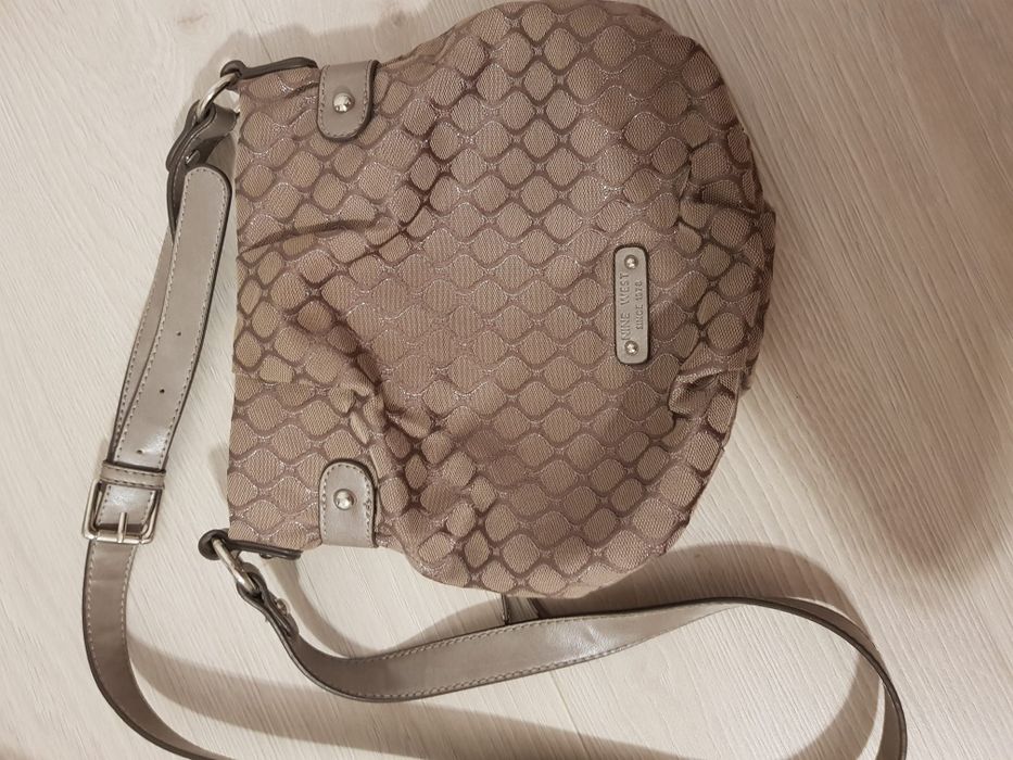 Geanta Nine West
