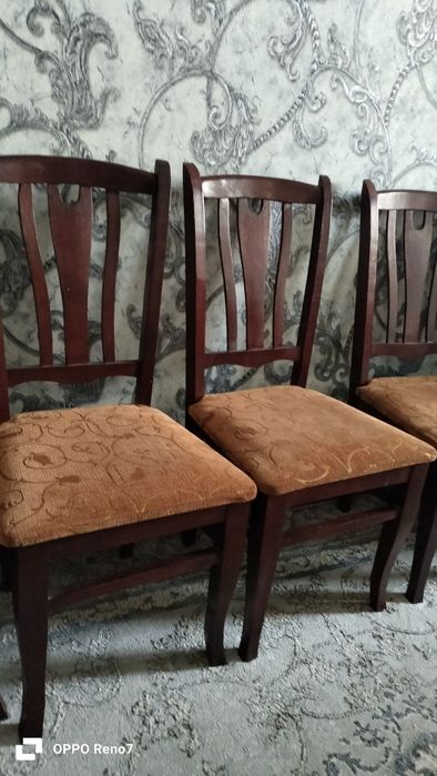 Stul sotiladi yaxshi holatda