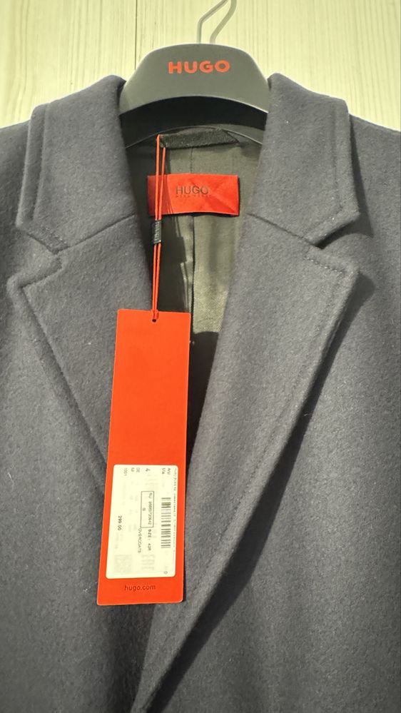 Palton barbatesc Hugo Boss