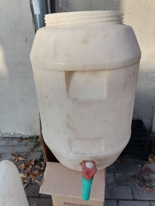 Бидони с канела и капак 25 литра