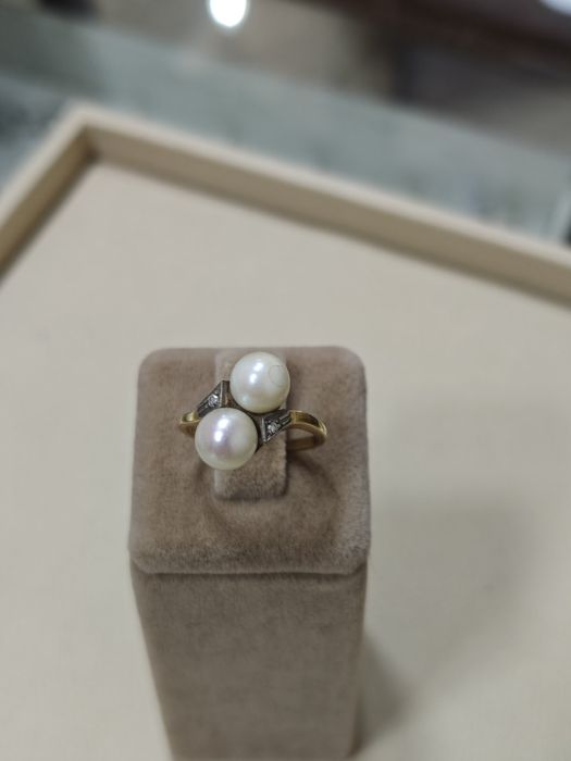 Inel vechi aur 14k 5.54gr cu perle și 2 diamante (r)