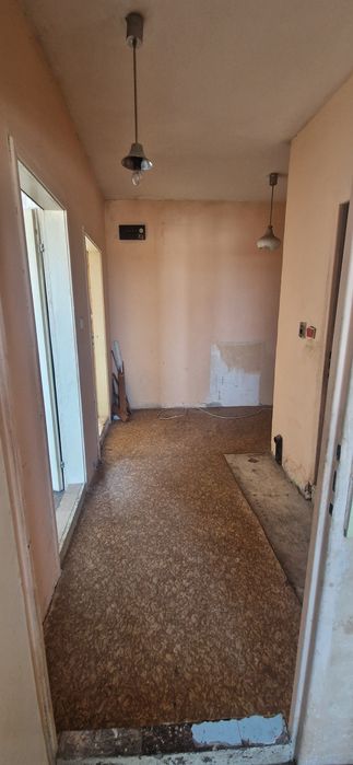 Продава се Двустаен апартамент в Силистра, Север - 62 кв.м за 559 €/кв.м - Снимка #4