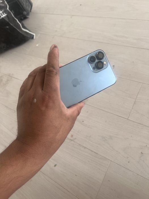 Iphone 13 pro max srochne sotiladi